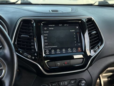 Used 2020 Jeep Cherokee Limited AWD/4WD image 20
