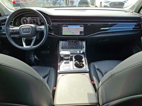 Used 2023 Audi Q7 3.0T Premium Plus w/ Premium Plus Package AWD/4WD image 10