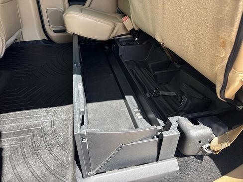 Used 2019 Ford F250 Lariat w/ Lariat Ultimate Package AWD/4WD image 31