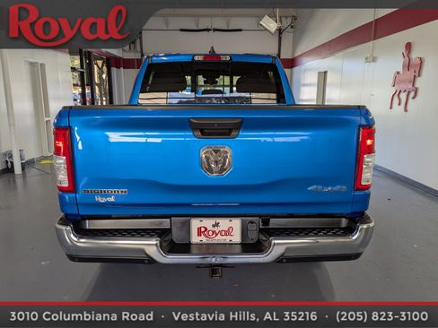 Used 2023 RAM 1500 Big Horn image 3