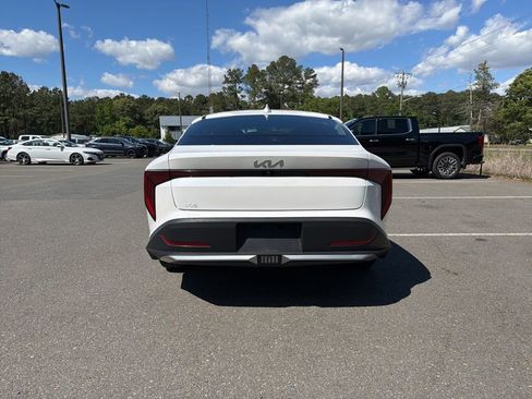 Used 2025 Kia K4 FWD image 6