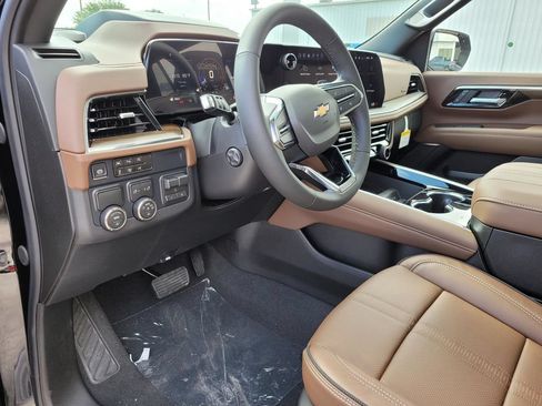 New 2026 Chevrolet Tahoe High Country RWD image 12