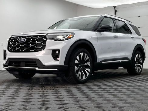 New 2026 Ford Explorer Platinum image 15
