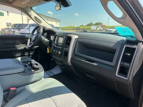 Used 2018 RAM 1500 Express w/ Express Value Package AWD/4WD image 29