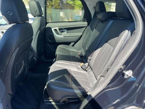 Used 2018 Land Rover Discovery Sport HSE AWD/4WD image 8