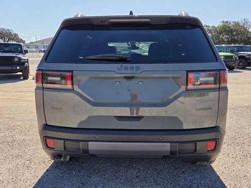 New 2026 Jeep Cherokee Laredo image 6