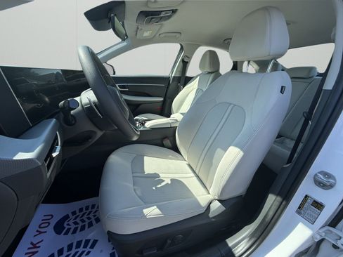 Used 2025 Hyundai Sonata SEL FWD image 9