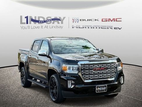 Certified 2022 GMC Canyon Denali w/ Denali Black Edition Package AWD/4WD image 1