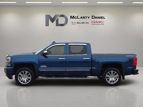 Used 2016 Chevrolet Silverado 1500 High Country image 3