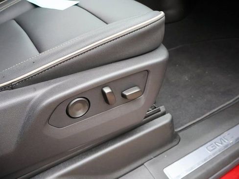 New 2026 GMC Yukon Elevation AWD/4WD image 9