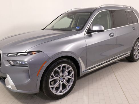 Used 2024 BMW X7 xDrive40i w/ Executive Package image 1