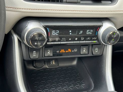 Certified 2025 Toyota RAV4 XLE w/ Convenience Package AWD/4WD image 29