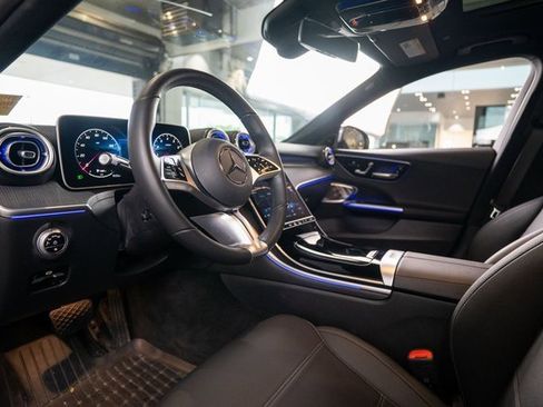 Certified 2025 Mercedes-Benz C 300 4MATIC Sedan image 11
