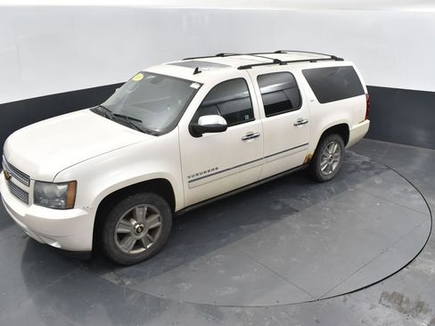 Used 2010 Chevrolet Suburban LTZ image 43