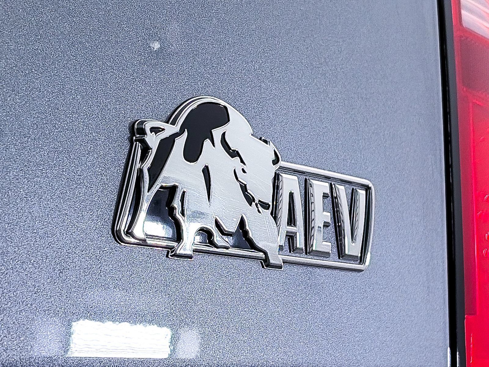 Used 2022 Chevrolet Colorado ZR2 w/ Colorado ZR2 Bison Edition AWD/4WD image 7