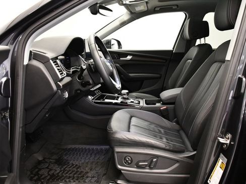 Certified 2023 Audi Q5 2.0T Premium Plus w/ Premium Plus Package image 38