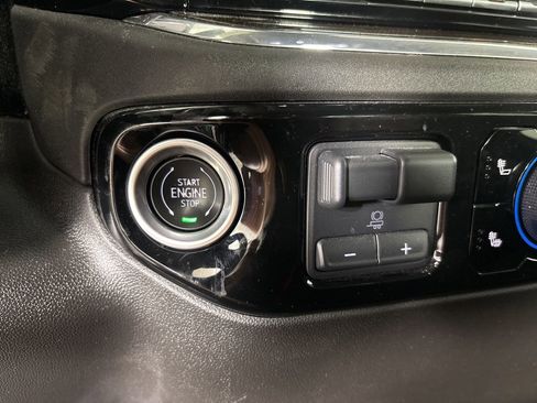 Used 2024 Chevrolet Silverado 1500 RST w/ Protection Package AWD/4WD image 17