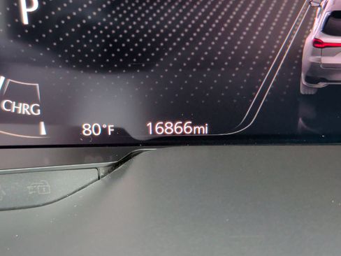 Used 2024 MAZDA CX-90 Plug-In Hybrid w/ Premium Plus AWD/4WD image 16