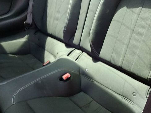 Used 2020 Ford Mustang Coupe RWD image 8
