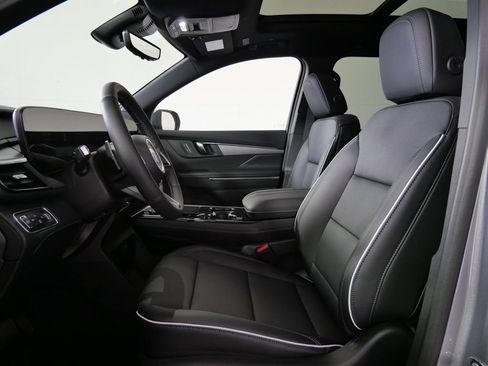 New 2026 Buick Enclave Preferred w/ Power Package AWD/4WD image 10