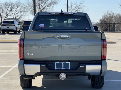 Used 2024 Toyota Tundra Limited image 8