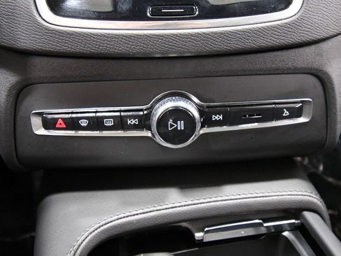 Used 2023 Volvo XC90 B5 Core AWD/4WD image 26