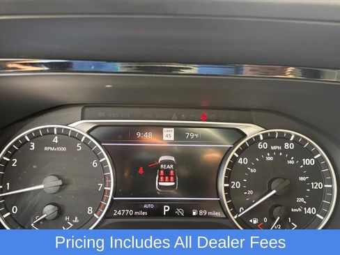 Used 2024 Nissan Pathfinder SL w/ SL Premium Package AWD/4WD image 9