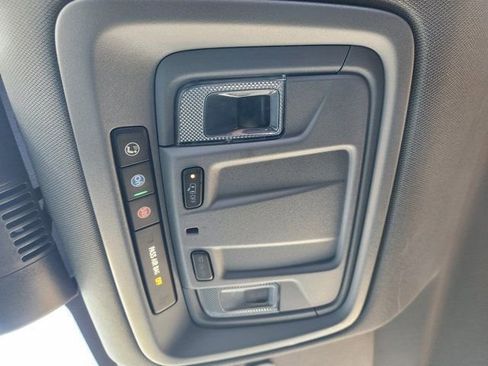 Used 2023 Chevrolet Silverado 1500 LT image 27