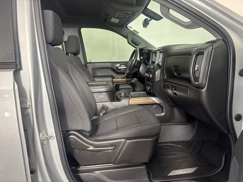 Used 2021 Chevrolet Silverado 1500 RST AWD/4WD image 4