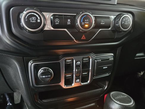 Used 2020 Jeep Gladiator Sport w/ Quick Order Package 24S image 22