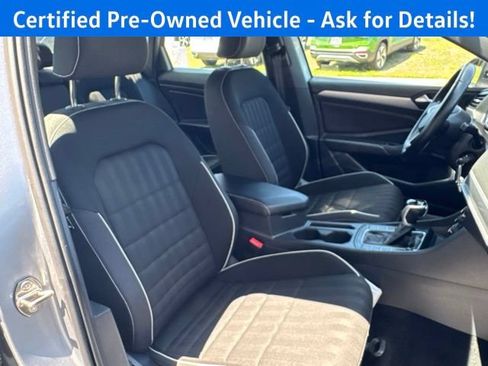 Certified 2023 Volkswagen Jetta Sport FWD image 24
