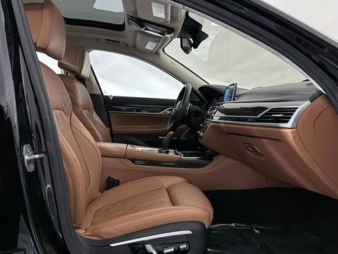 Used 2017 BMW M760i xDrive AWD/4WD image 27