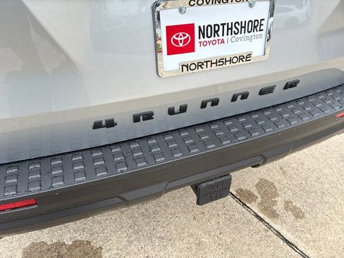 New 2026 Toyota 4Runner SR5 AWD/4WD image 6