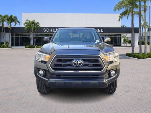 Used 2023 Toyota Tacoma SR5 w/ Technology Package RWD image 2
