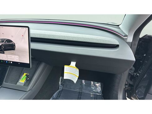 Used 2025 Tesla Model 3 Long Range RWD image 22
