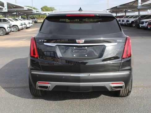 Used 2024 Cadillac XT5 Premium Luxury w/ Technology Package FWD image 4