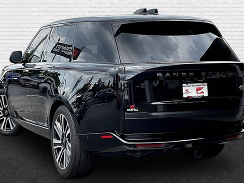 Used 2023 Land Rover Range Rover SE AWD/4WD image 4