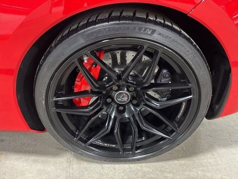 Used 2023 Chevrolet Corvette Z06 w/ Z07 Performance Package RWD image 15