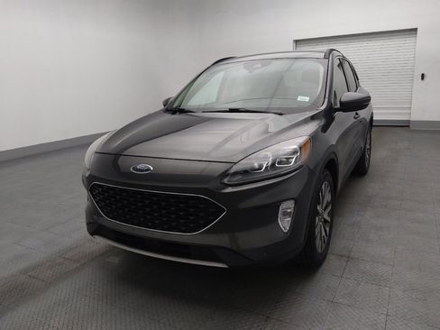 Used 2020 Ford Escape Titanium image 15