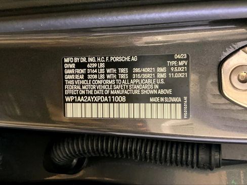 Used 2023 Porsche Cayenne image 36