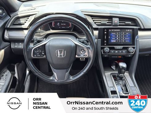 Used 2018 Honda Civic Sport Touring image 15