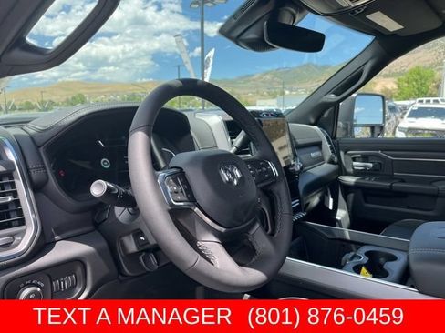 New 2026 RAM 2500 Laramie AWD/4WD image 17