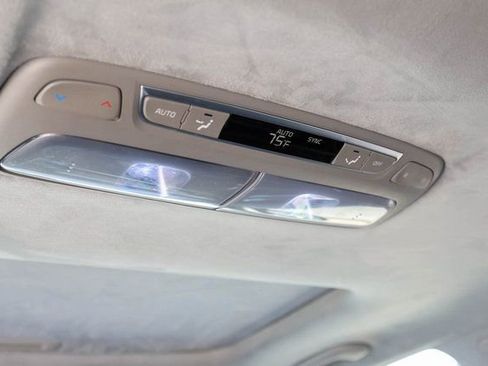 Used 2024 Kia Telluride SX Prestige AWD/4WD image 23