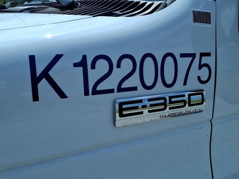 Used 2023 Ford E-350 and Econoline 350 Super Duty w/ Power Windows & Locks Group RWD image 16