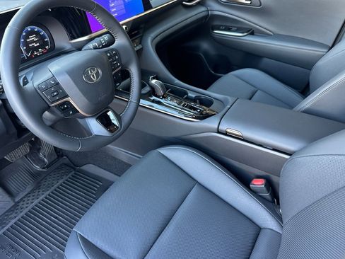 New 2026 Toyota Crown Signia AWD/4WD image 9