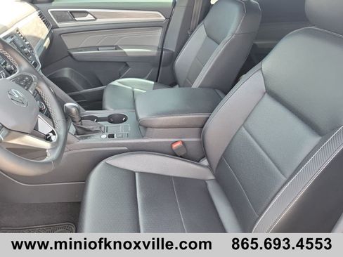 Used 2022 Volkswagen Atlas Cross Sport SE FWD image 10