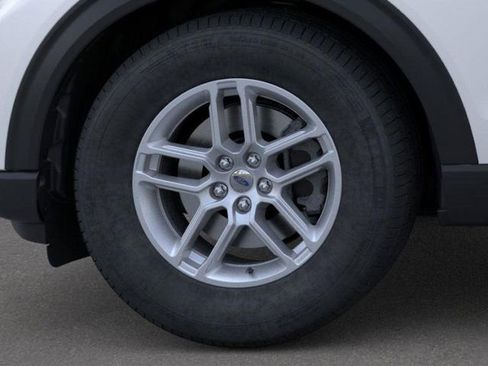 New 2026 Ford Explorer Active image 19