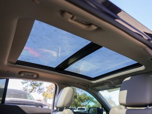 Used 2022 Cadillac XT4 Premium Luxury w/ Technology Package image 31