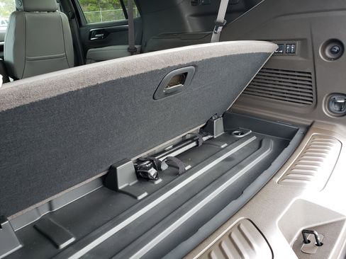 New 2026 Chevrolet Tahoe LT w/ Comfort Package image 14