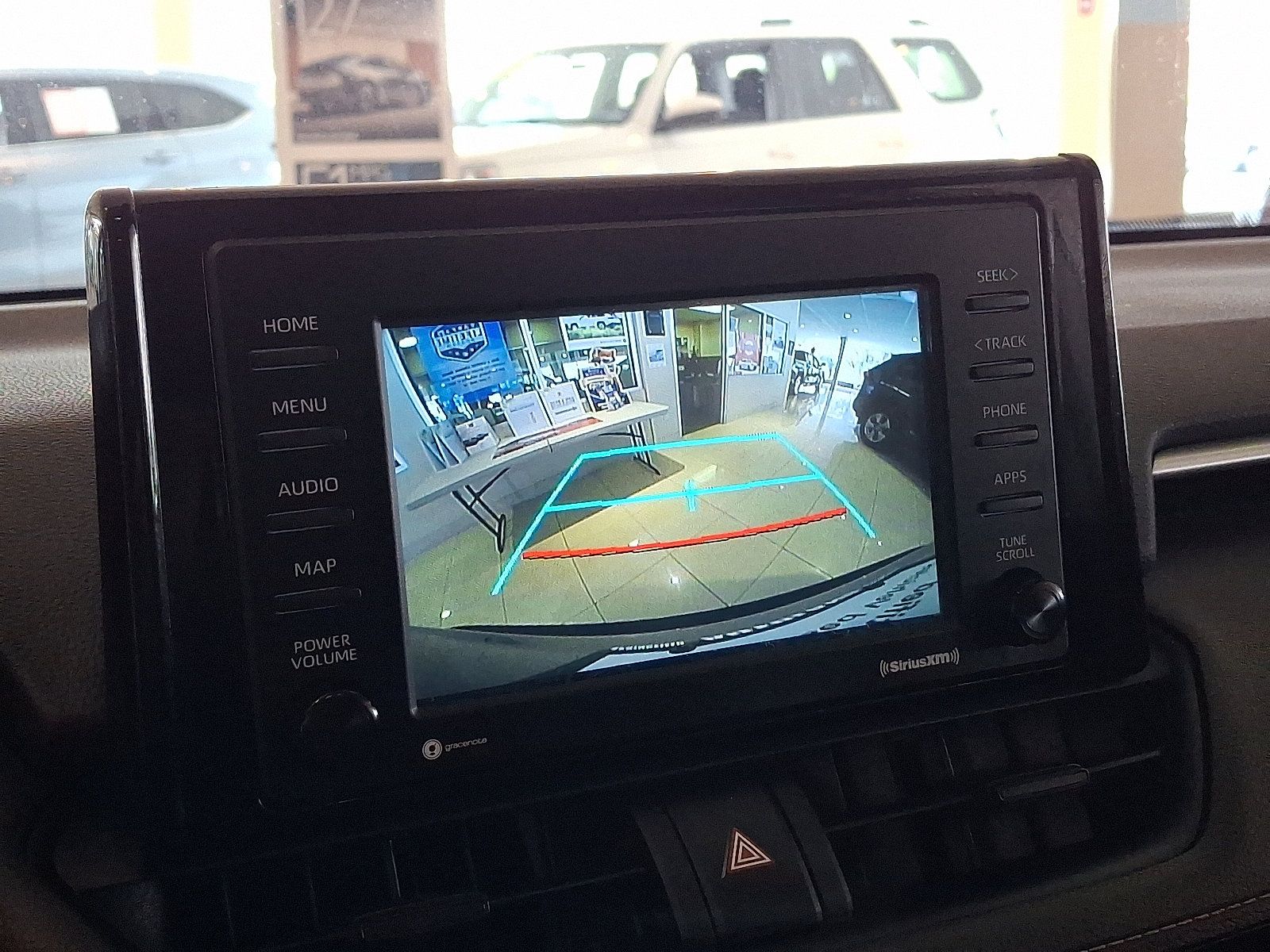 Certified 2022 Toyota RAV4 LE w/ Carpet Mat Package (TMS) AWD/4WD image 18